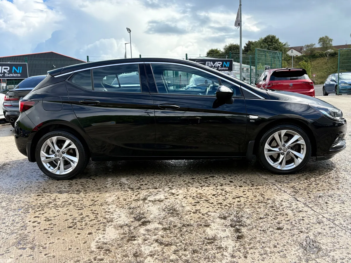 Vauxhall Astra Hatchback, Diesel, 2019, Black