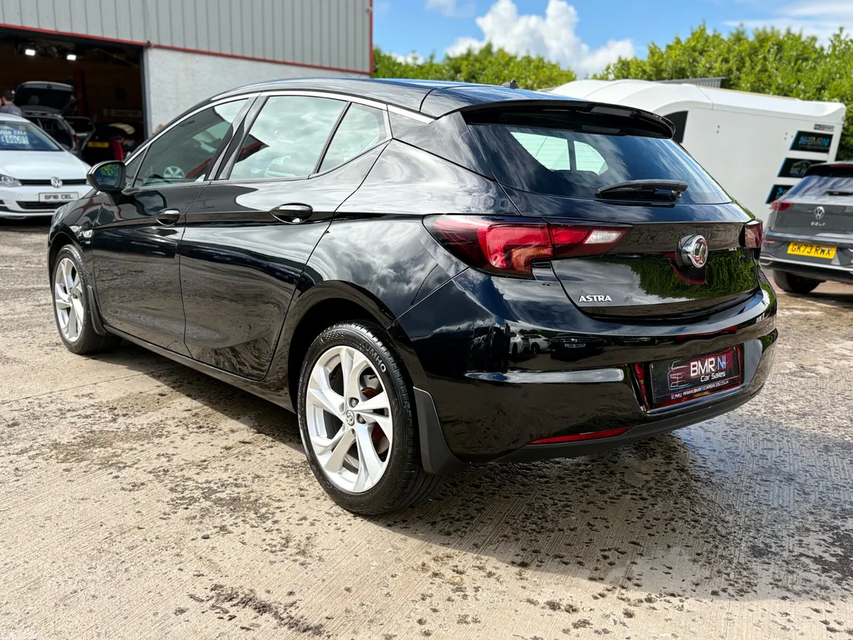 Vauxhall Astra Hatchback, Diesel, 2019, Black