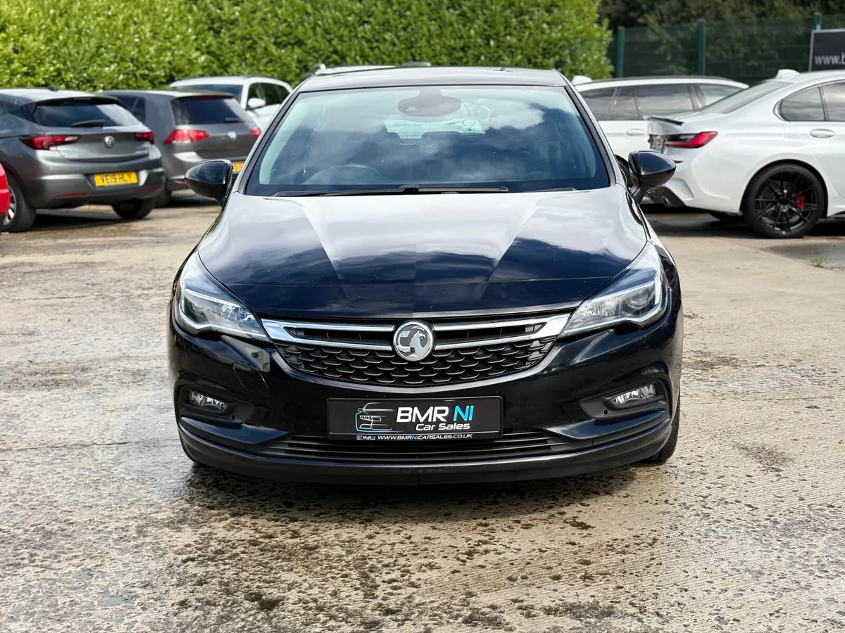 Vauxhall Astra Hatchback, Diesel, 2019, Black