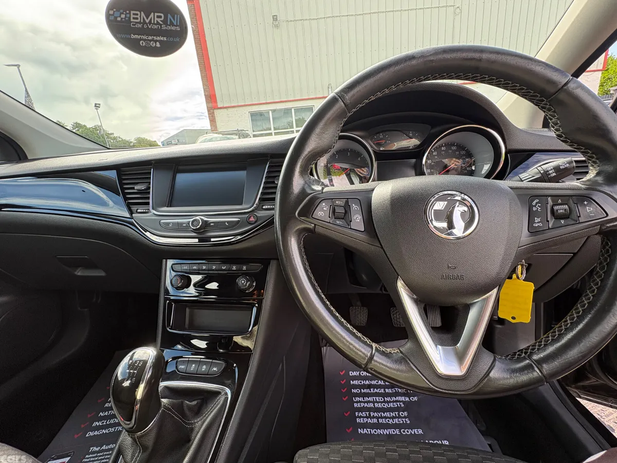 Vauxhall Astra Hatchback, Diesel, 2019, Black