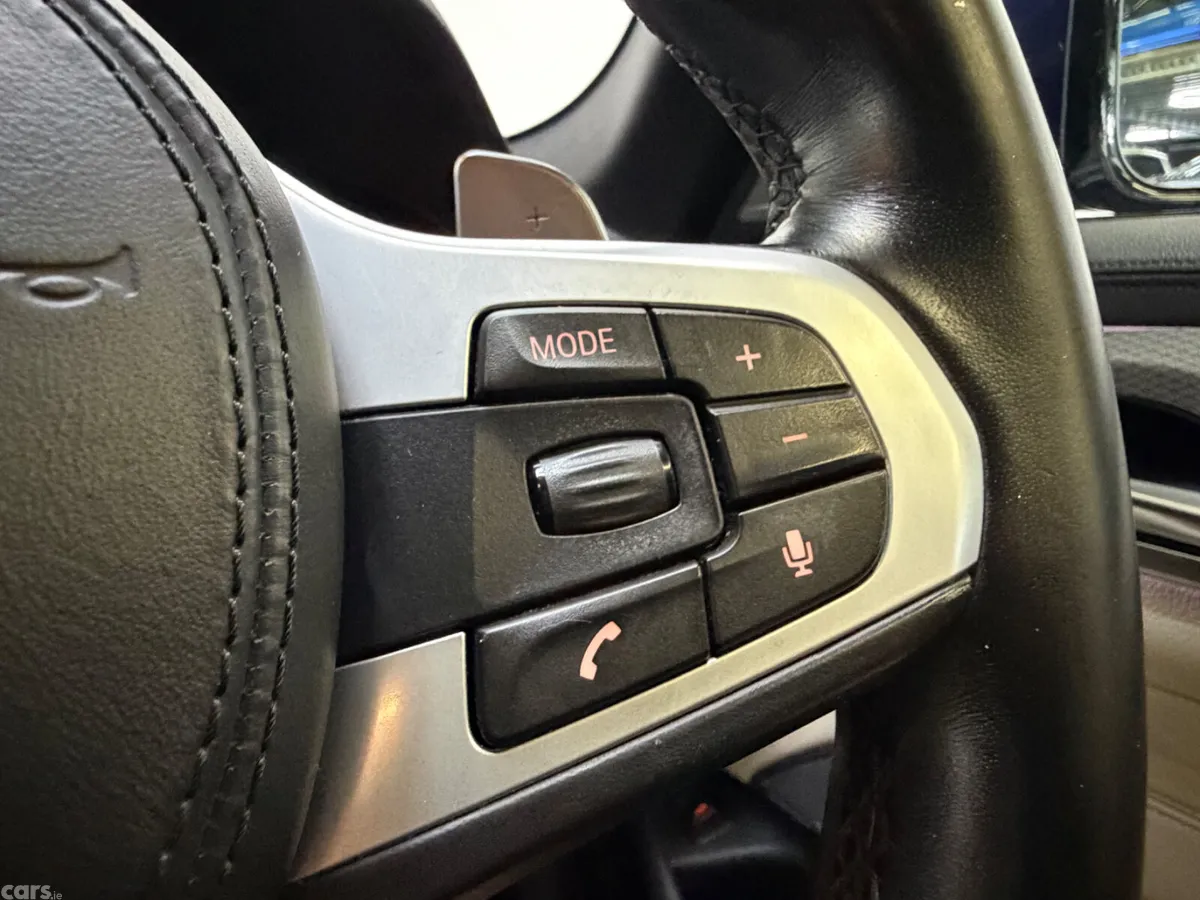 BMW 5-Series Estate, Diesel, 2018, Blue