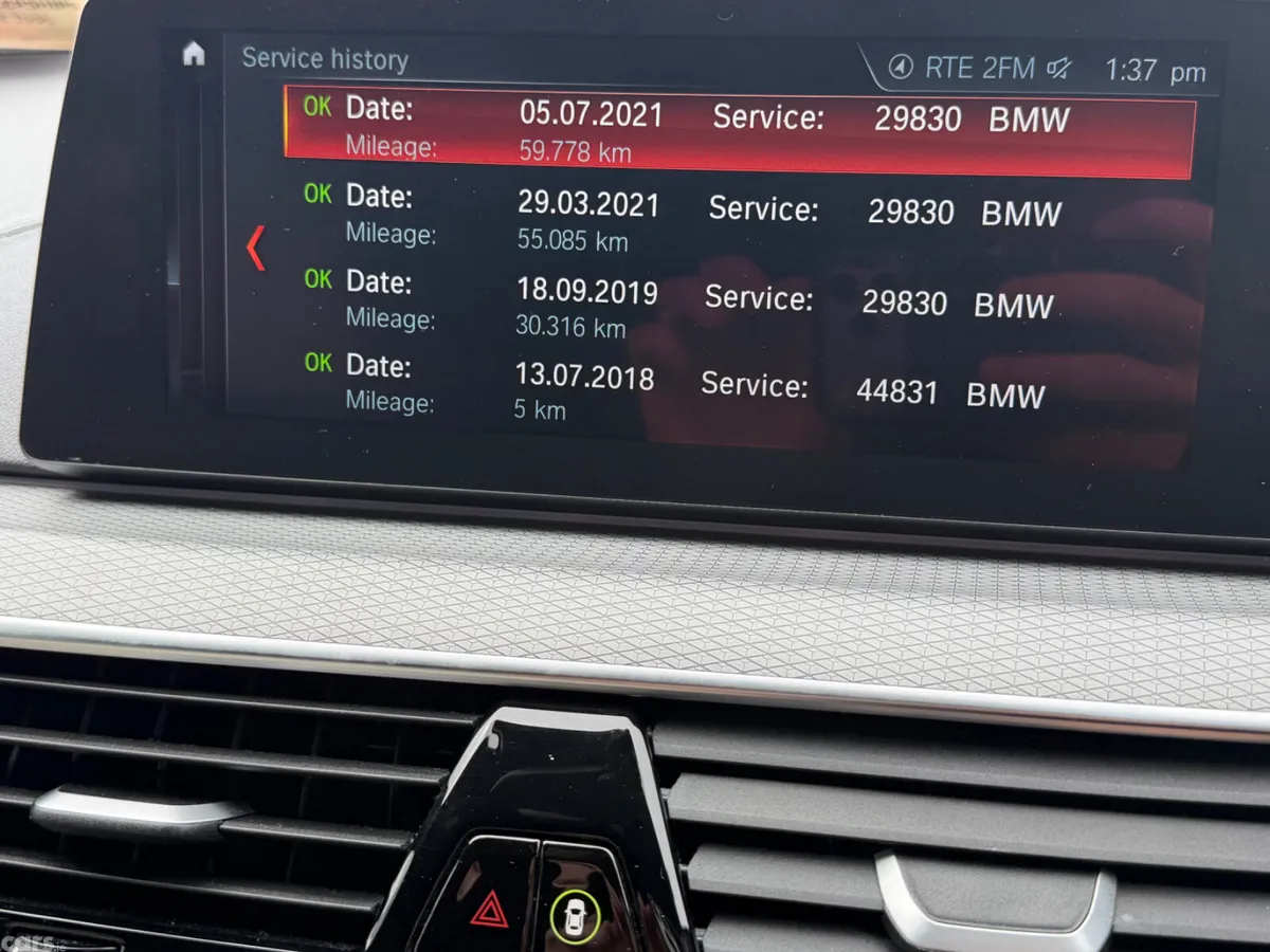 BMW 5-Series Estate, Diesel, 2018, Blue