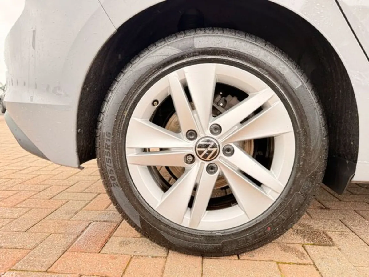 Volkswagen Golf Hatchback, Petrol, 2024, Grey