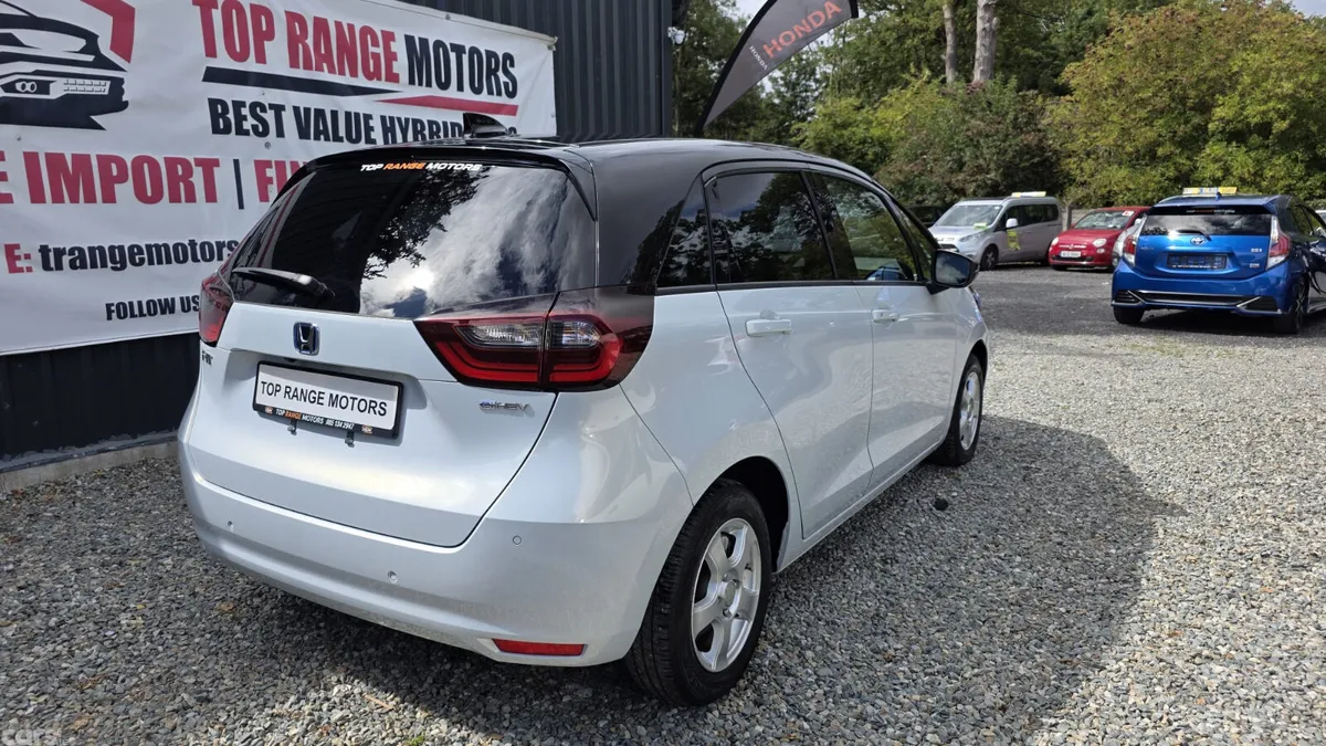 Honda Fit Hatchback, Petrol Hybrid, 2021, White