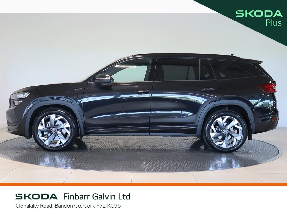 Skoda Kodiaq SUV, Petrol Plug-in Hybrid, 2026, Black