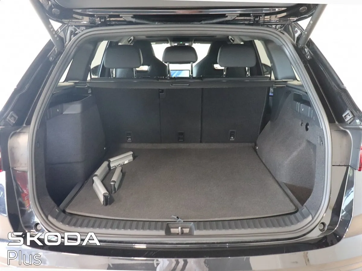 Skoda Kodiaq SUV, Petrol Plug-in Hybrid, 2026, Black