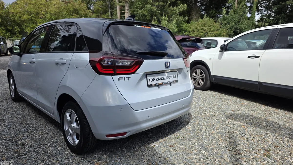 Honda Fit Hatchback, Petrol Hybrid, 2021, White