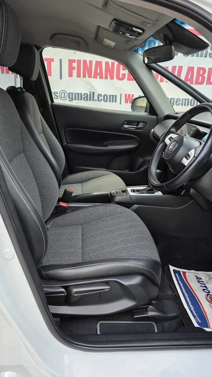 Honda Fit Hatchback, Petrol Hybrid, 2021, White