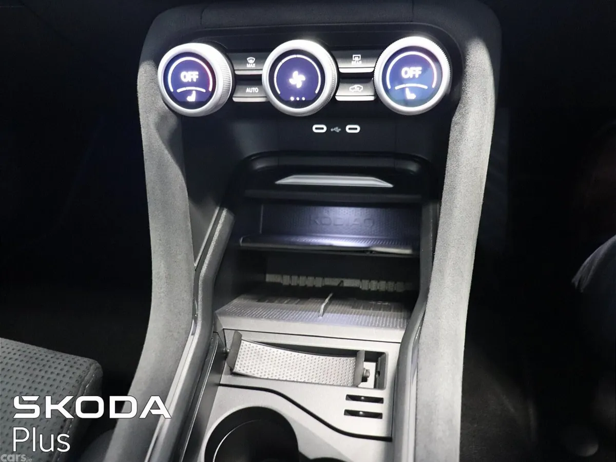 Skoda Kodiaq SUV, Petrol Plug-in Hybrid, 2026, Black