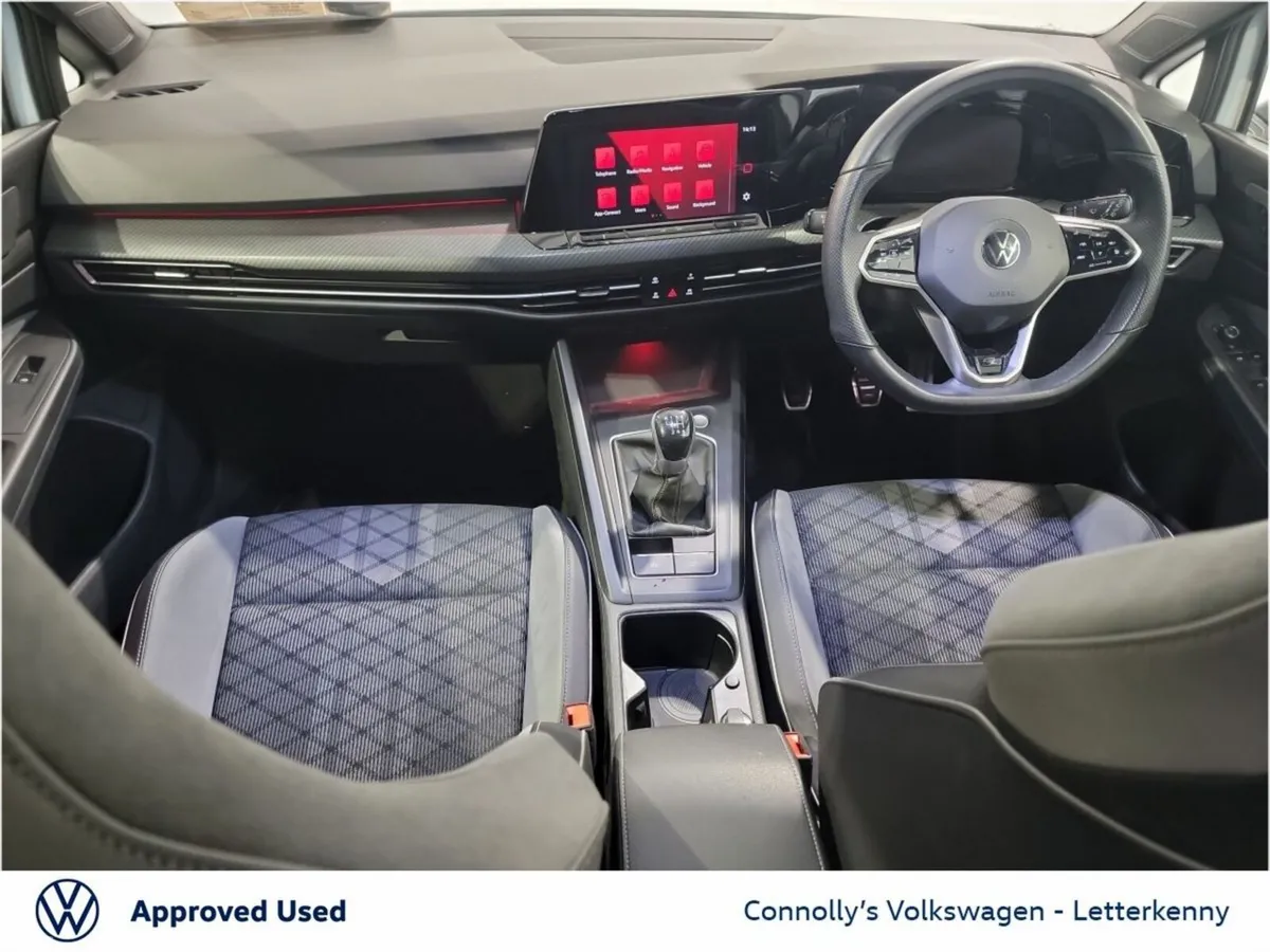 Volkswagen Golf Estate, Diesel, 2024, White
