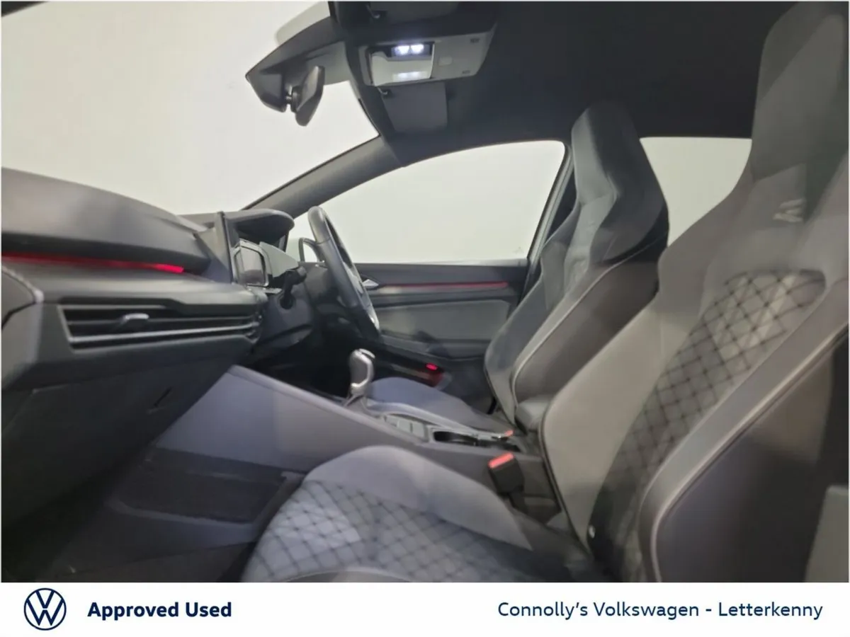 Volkswagen Golf Estate, Diesel, 2024, White