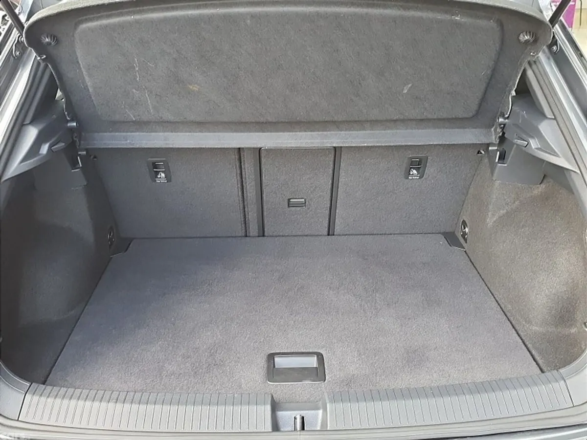 Volkswagen T-Roc SUV, Diesel, 2023, Grey