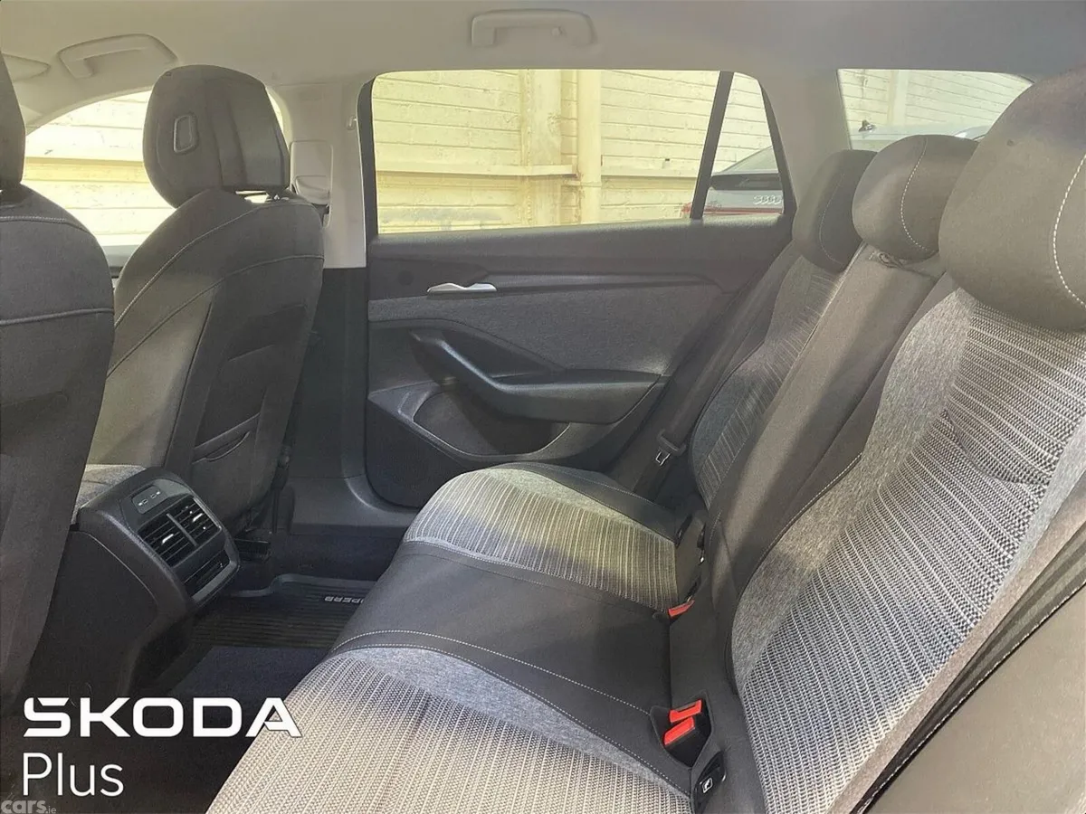 Skoda Superb Estate, Diesel, 2026, Blue