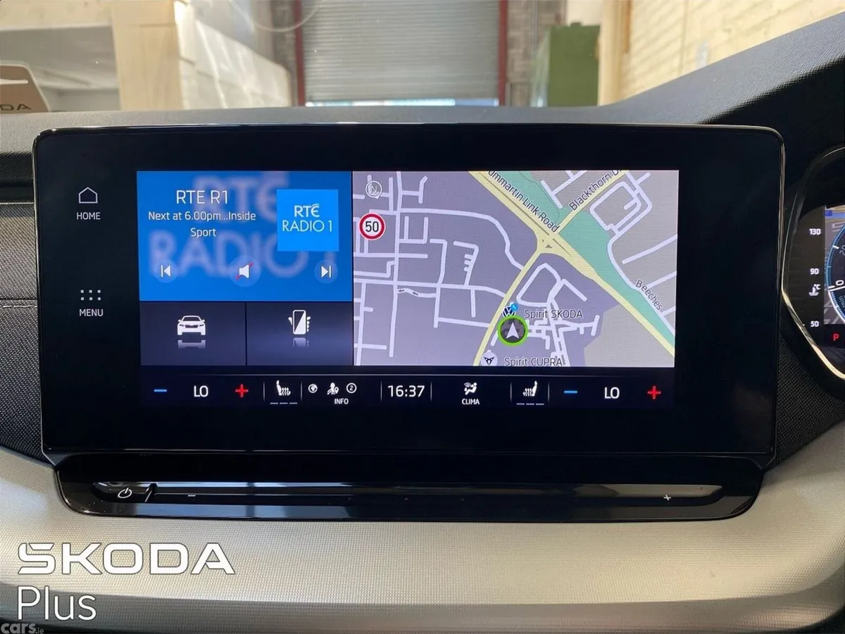 Skoda Octavia Saloon, Petrol Hybrid, 2024, Grey