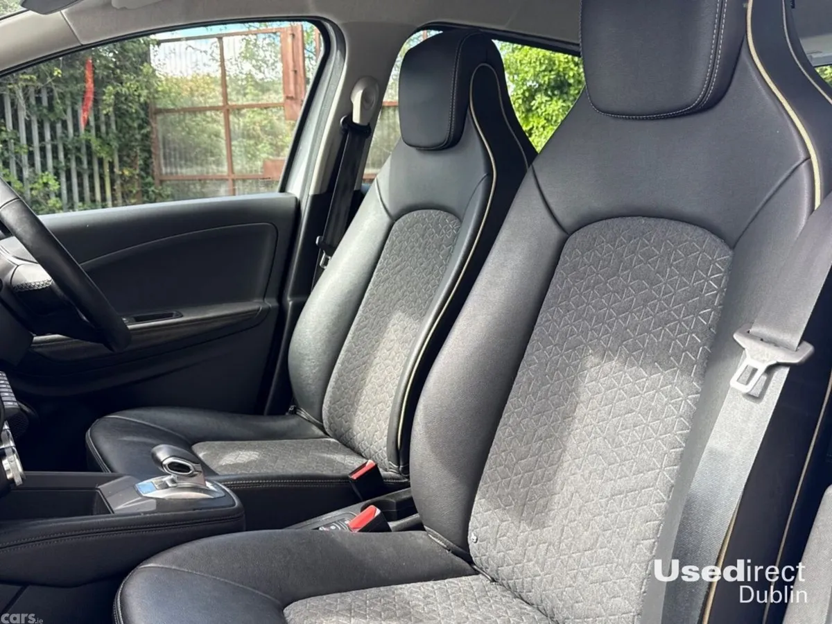 Renault Zoe Hatchback, Electric, 2023, White