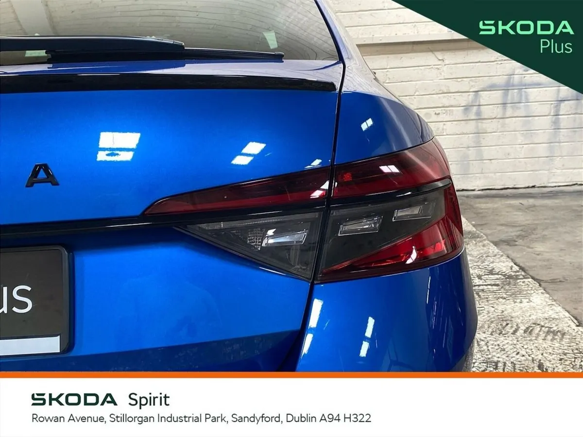 Skoda Superb Saloon, Diesel, 2024, Blue