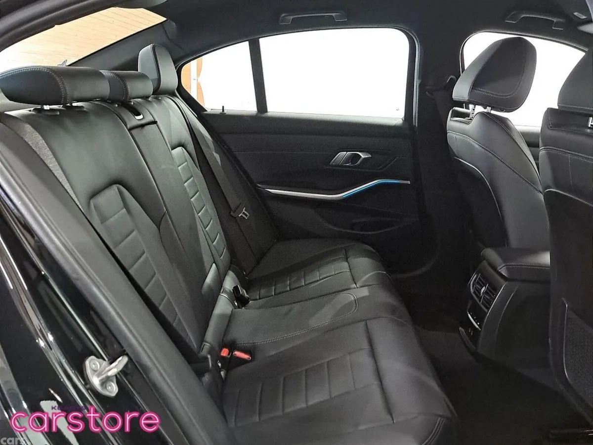 BMW 3-Series Saloon, Petrol Plug-in Hybrid, 2023, Black