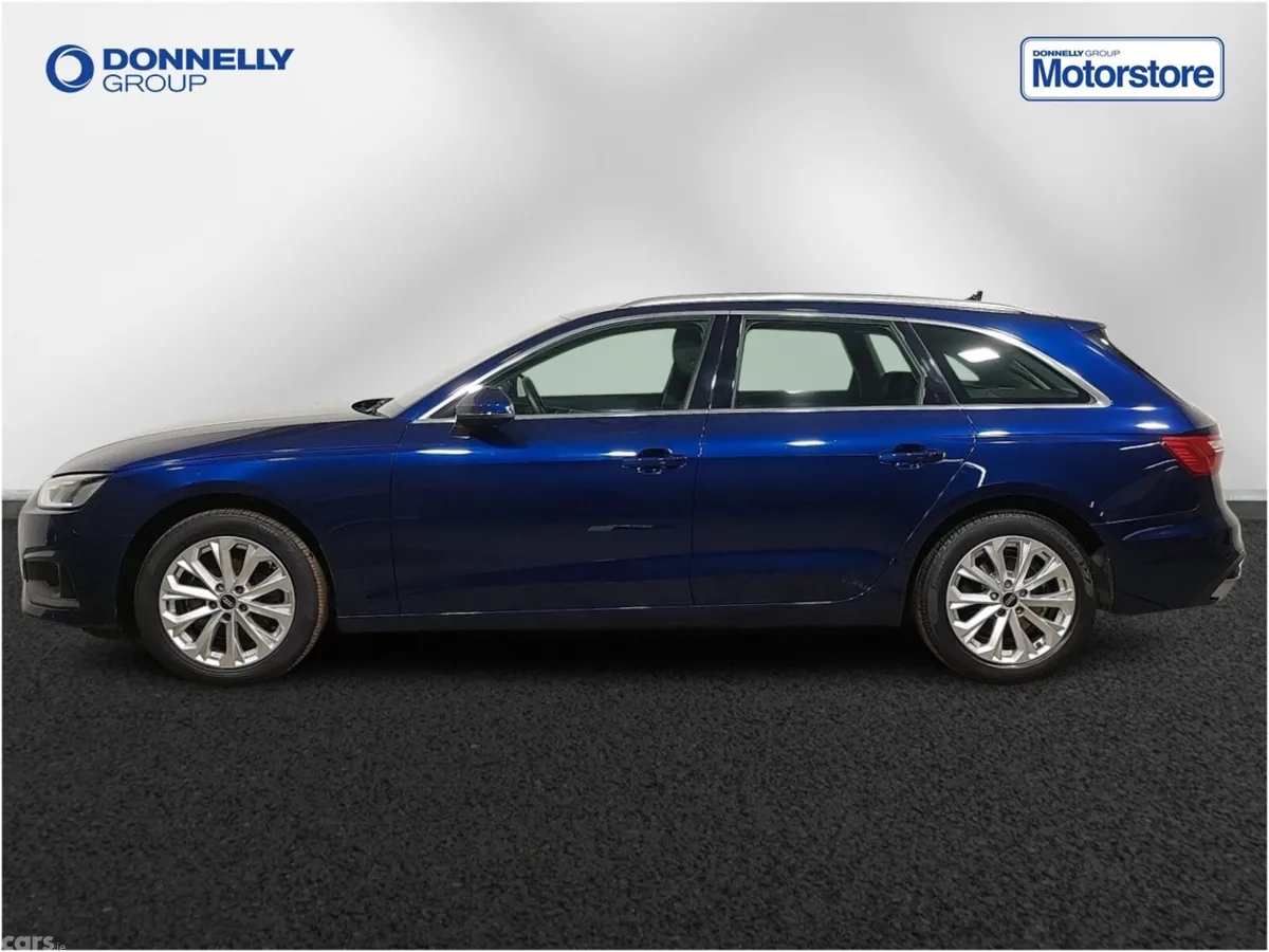 Audi A4 Estate, Diesel, 2023, Blue