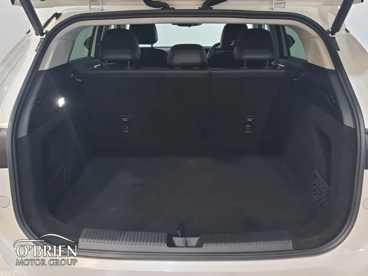 MG HS Hatchback, Petrol Plug-in Hybrid, 2026, White