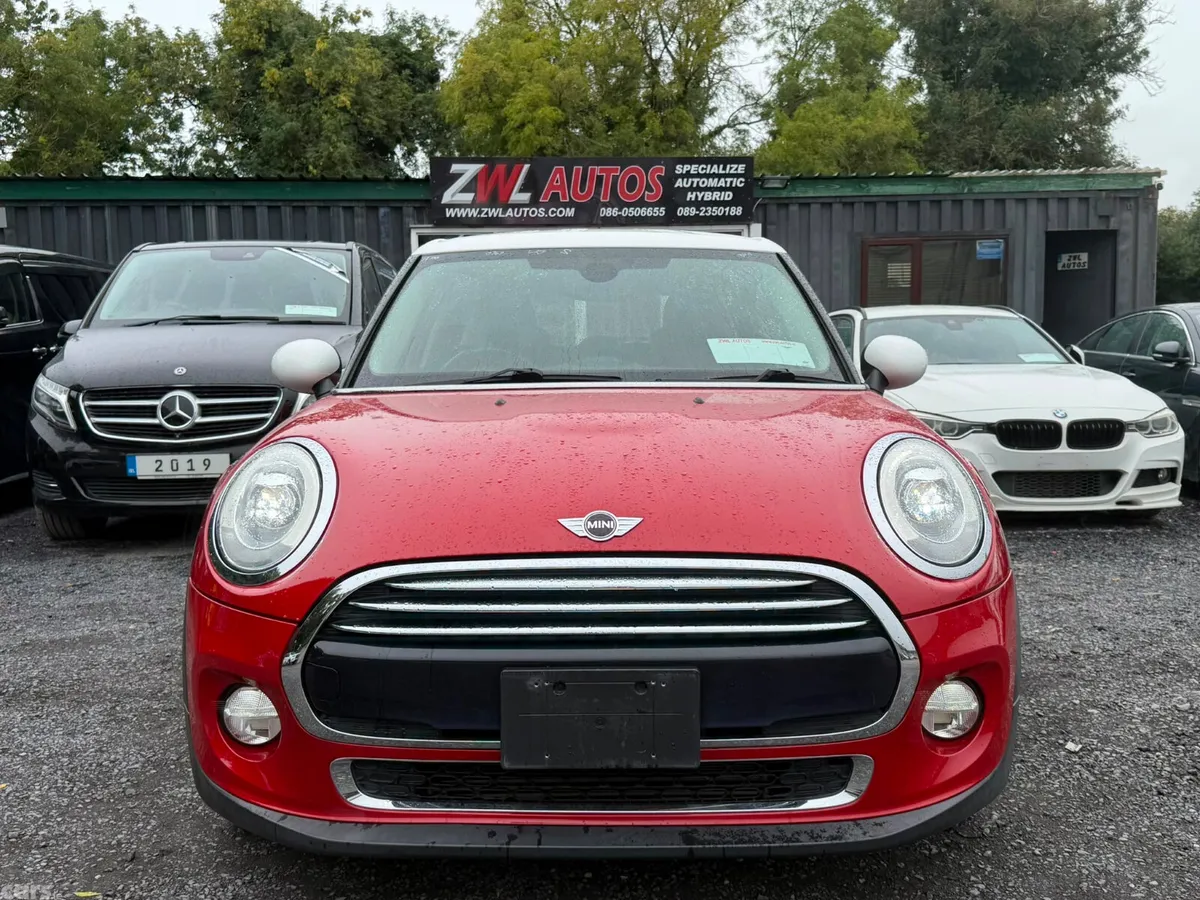 Mini Cooper Hatchback, Petrol, 2017, Red