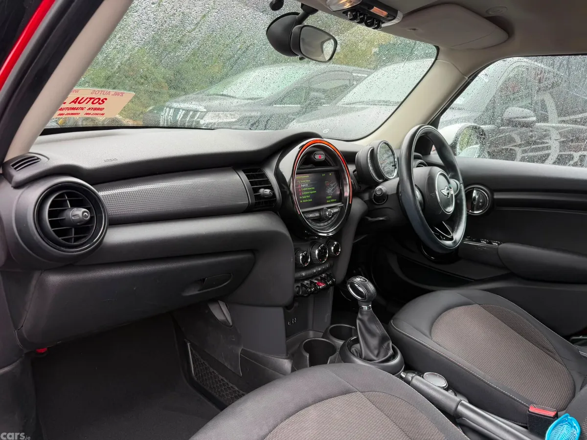 Mini Cooper Hatchback, Petrol, 2017, Red
