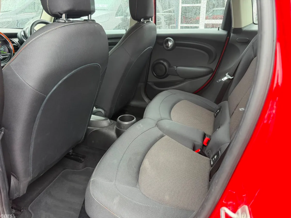 Mini Cooper Hatchback, Petrol, 2017, Red