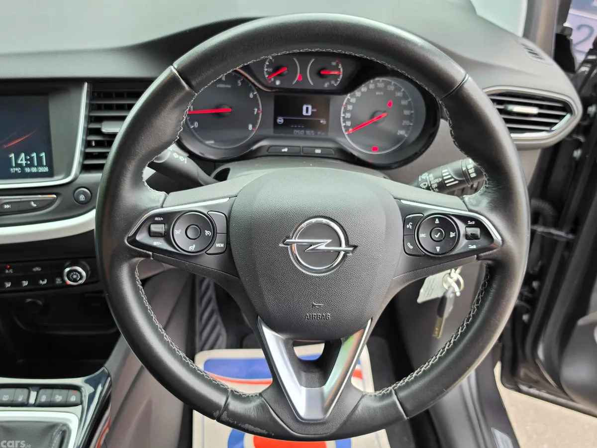 Opel Crossland X SUV, Petrol, 2020, Grey