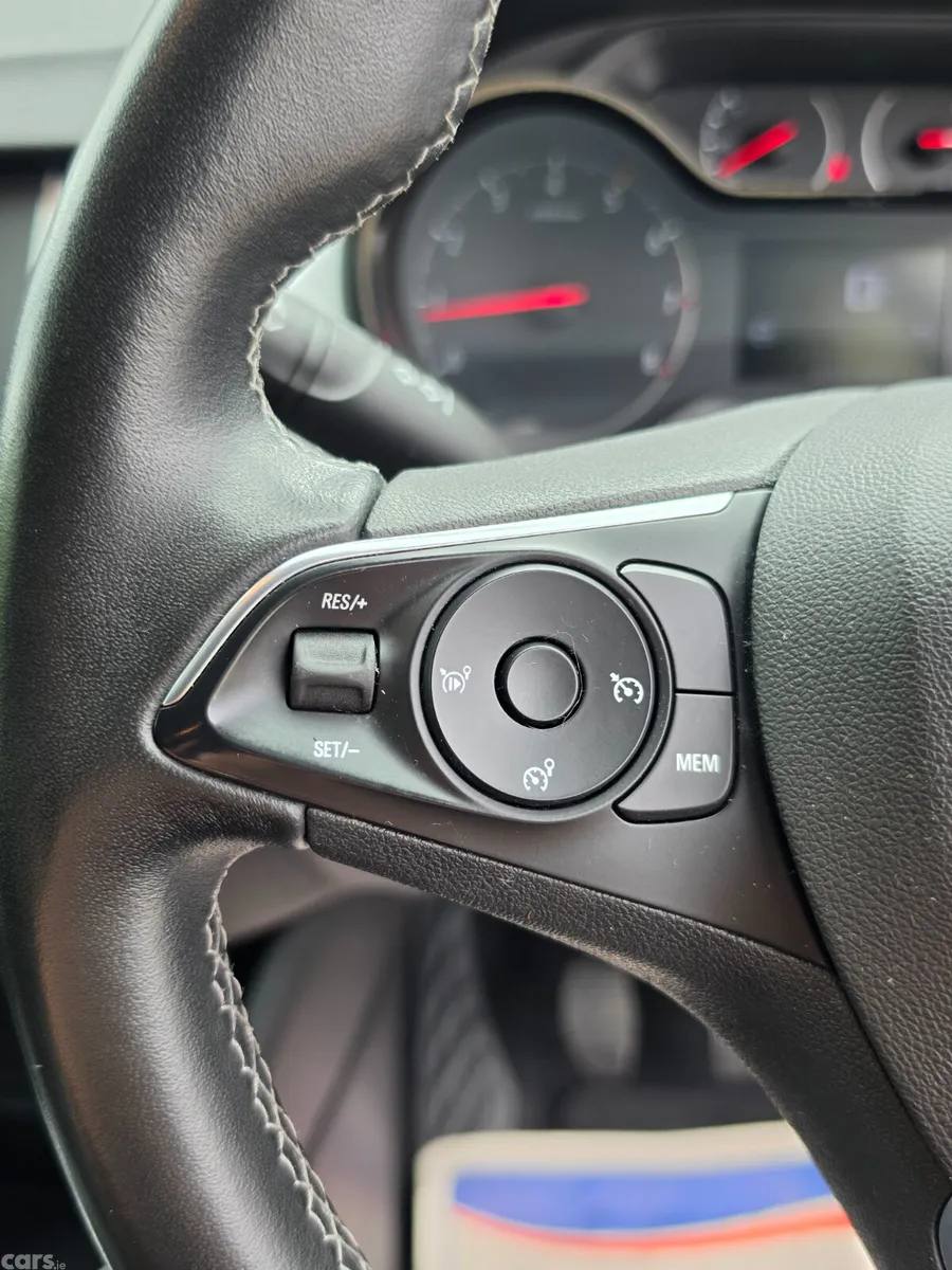 Opel Crossland X SUV, Petrol, 2020, Grey