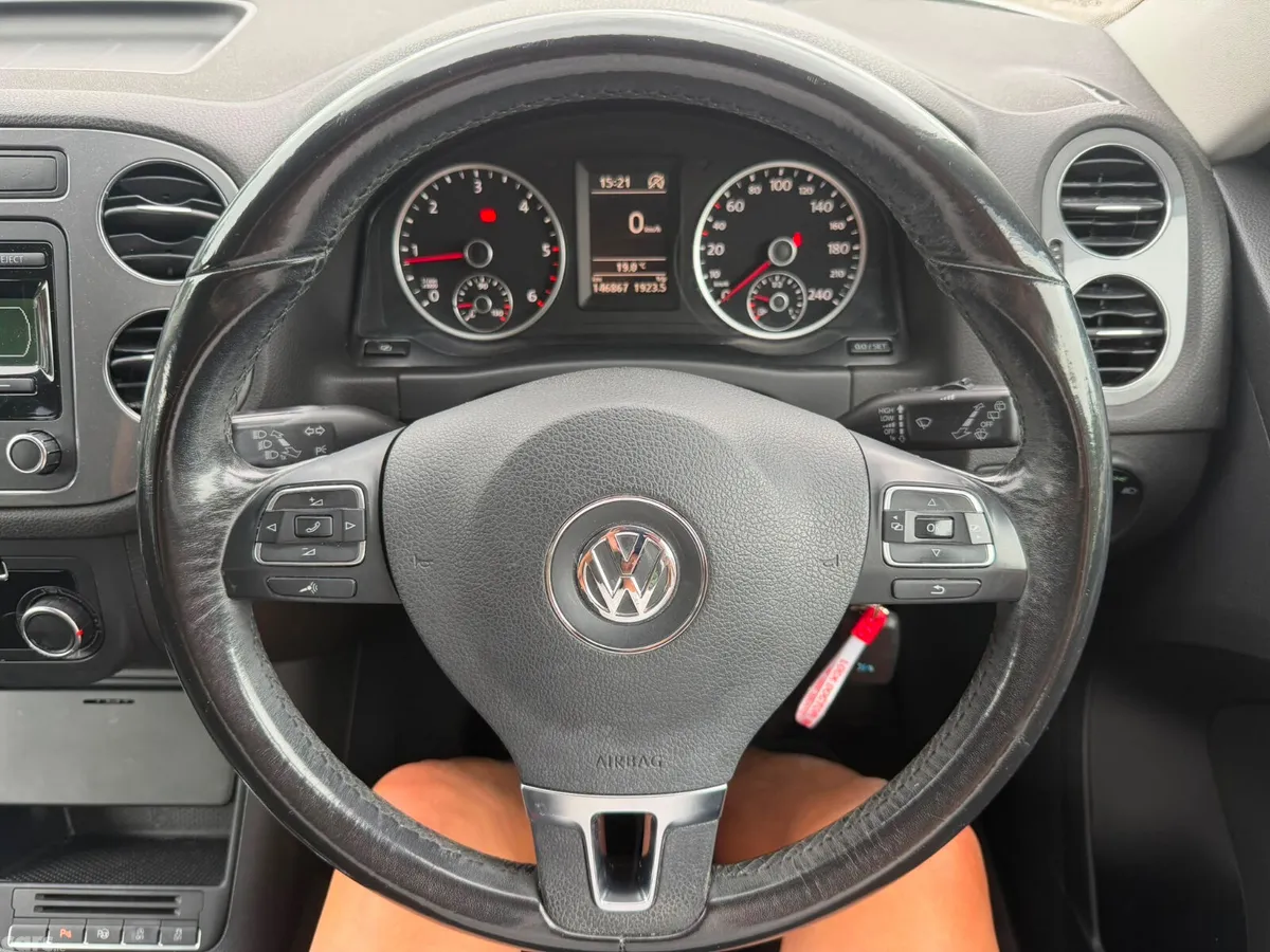 Volkswagen Tiguan SUV, Diesel, 2012, Silver