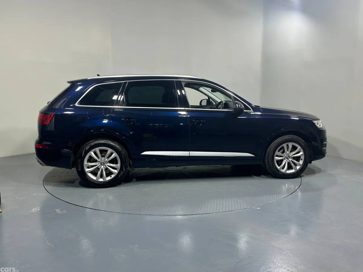 Audi Q7 SUV, Diesel, 2016, Blue