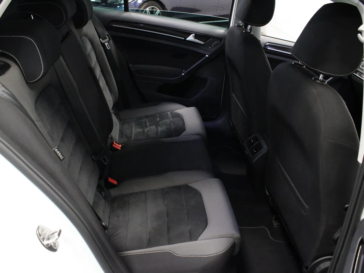 Volkswagen Golf Hatchback, Petrol, 2017, White