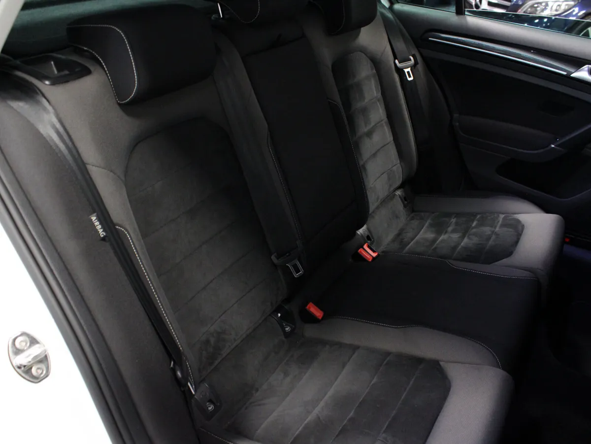 Volkswagen Golf Hatchback, Petrol, 2017, White