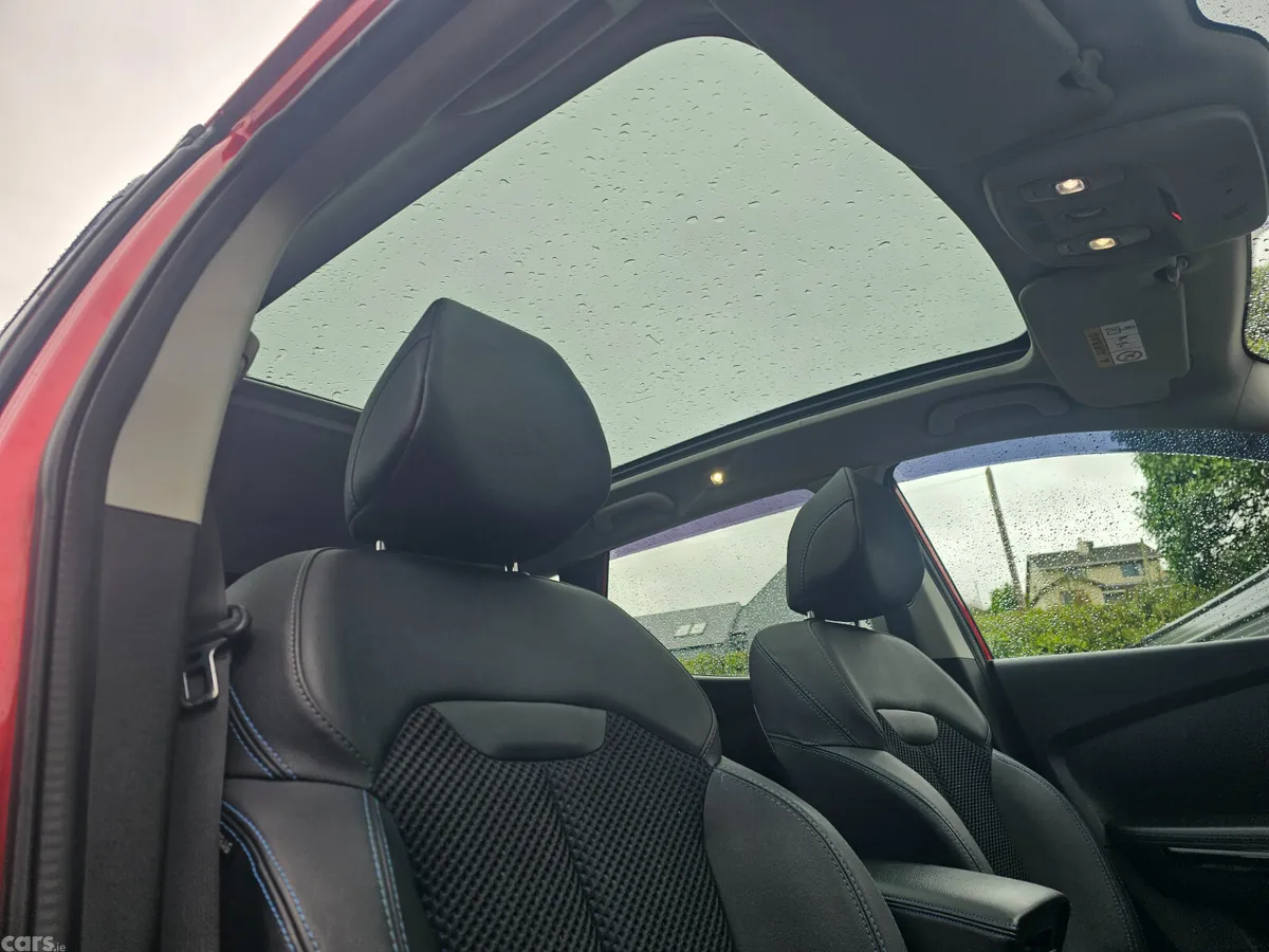 Renault Kadjar SUV, Diesel, 2019, Red