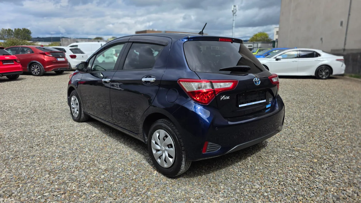 Toyota Vitz Hatchback, Petrol Hybrid, 2018, Blue
