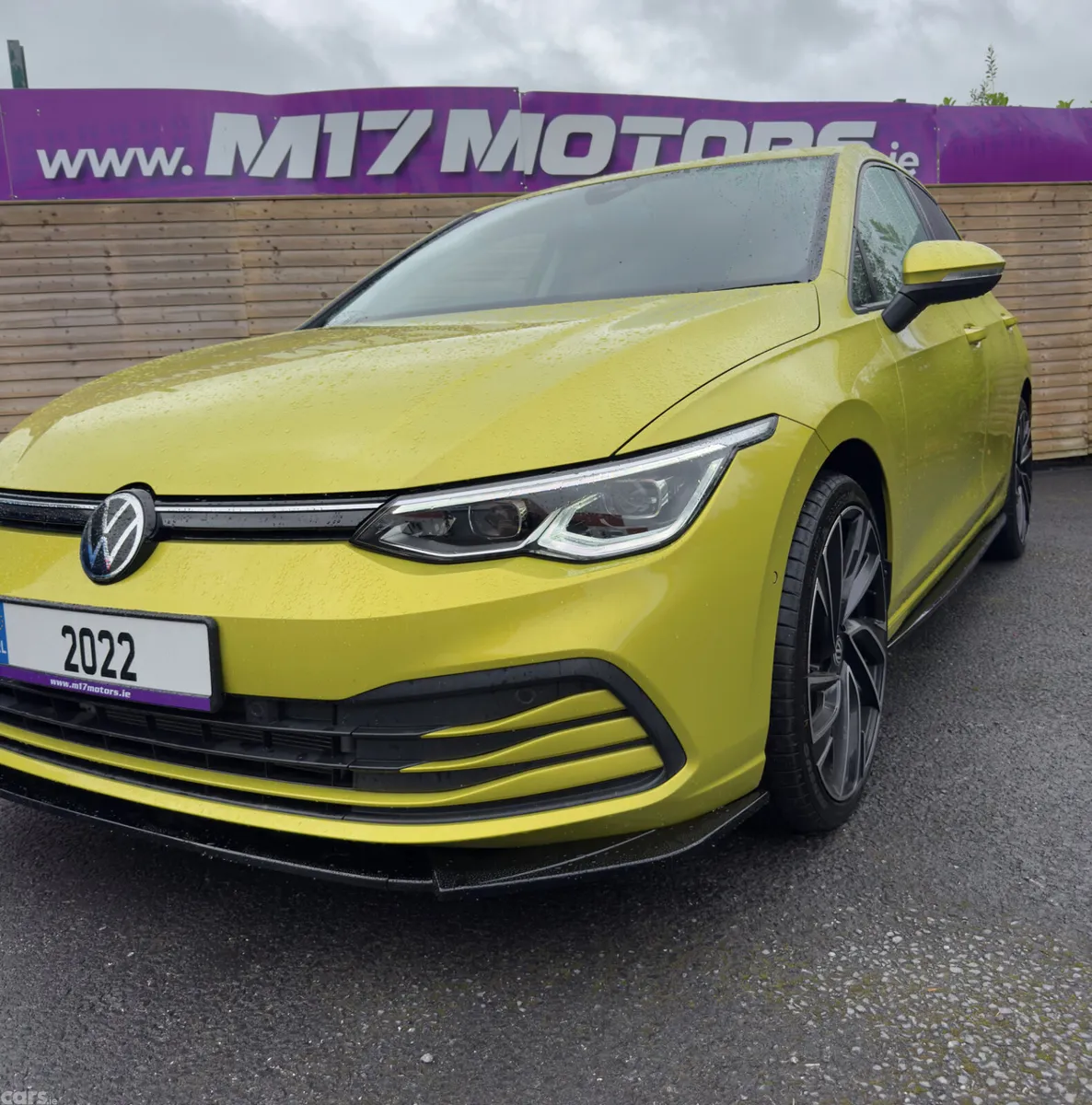 Volkswagen Golf Hatchback, Diesel, 2022, Yellow
