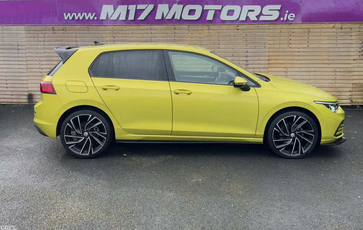 Volkswagen Golf Hatchback, Diesel, 2022, Yellow