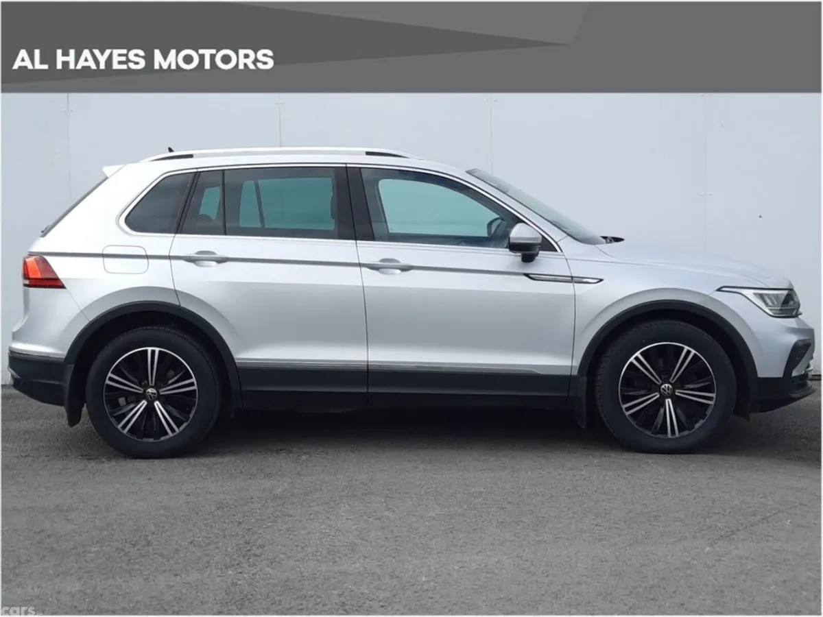 Volkswagen Tiguan SUV, Diesel, 2022, Silver