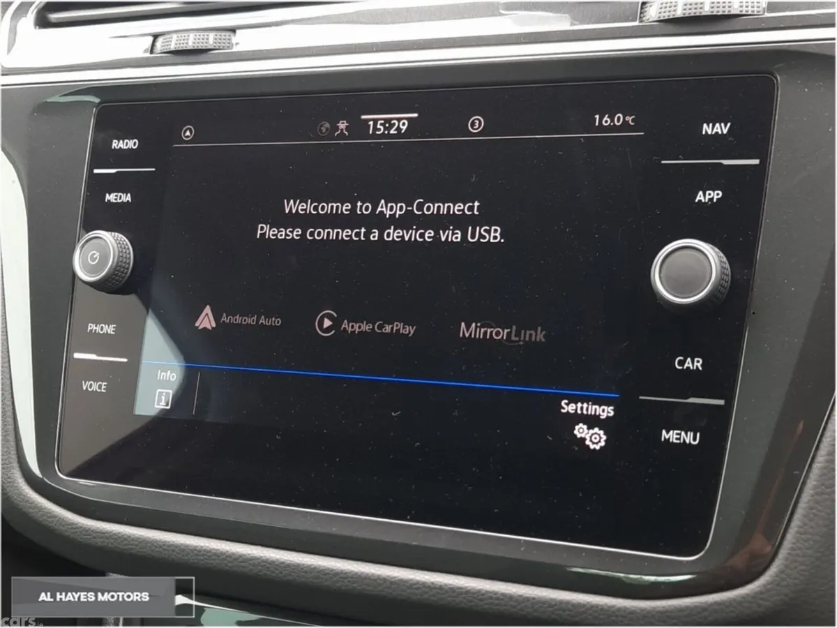 Volkswagen Tiguan SUV, Diesel, 2022, Silver