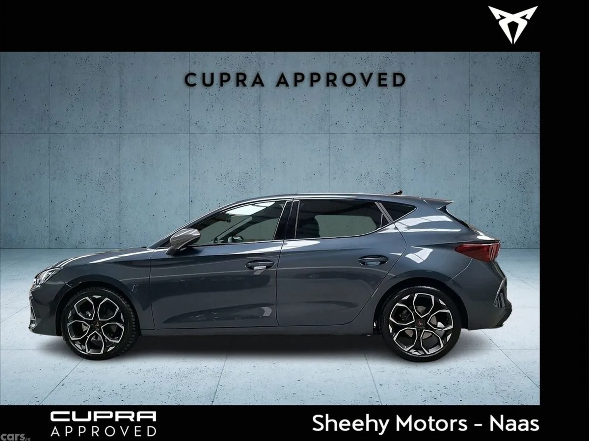 Cupra Leon Estate, Petrol, 2026, Grey