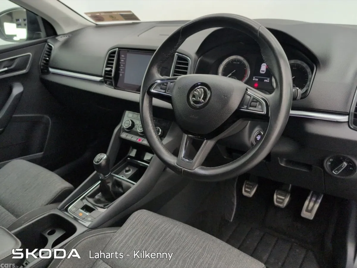 Skoda Karoq SUV, Petrol, 2020, Grey
