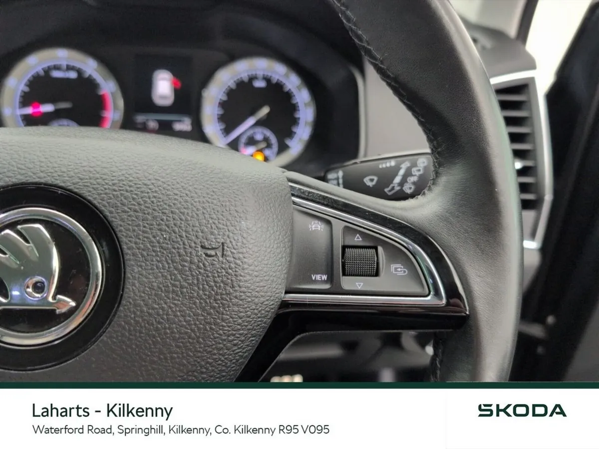 Skoda Karoq SUV, Petrol, 2020, Grey