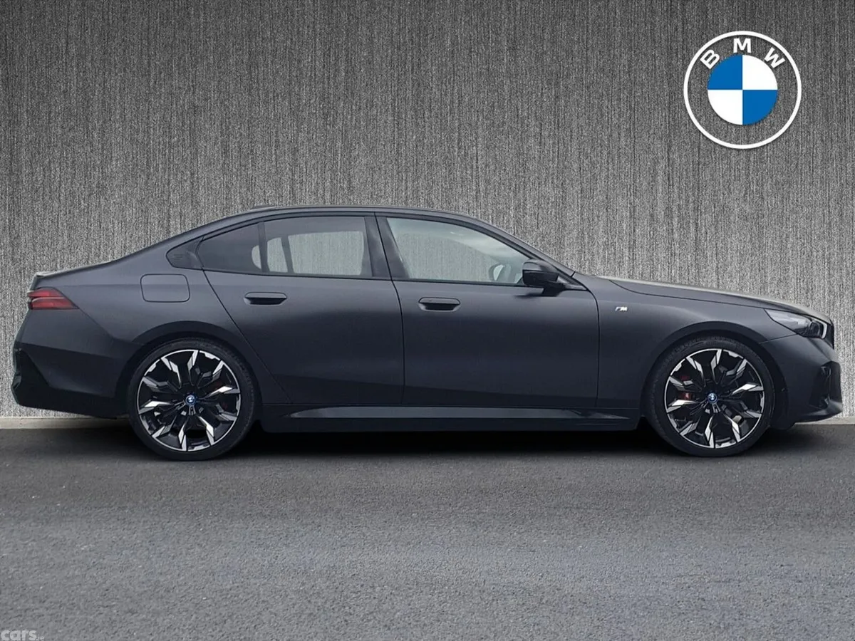BMW 5-Series Saloon, Petrol Plug-in Hybrid, 2024, Grey