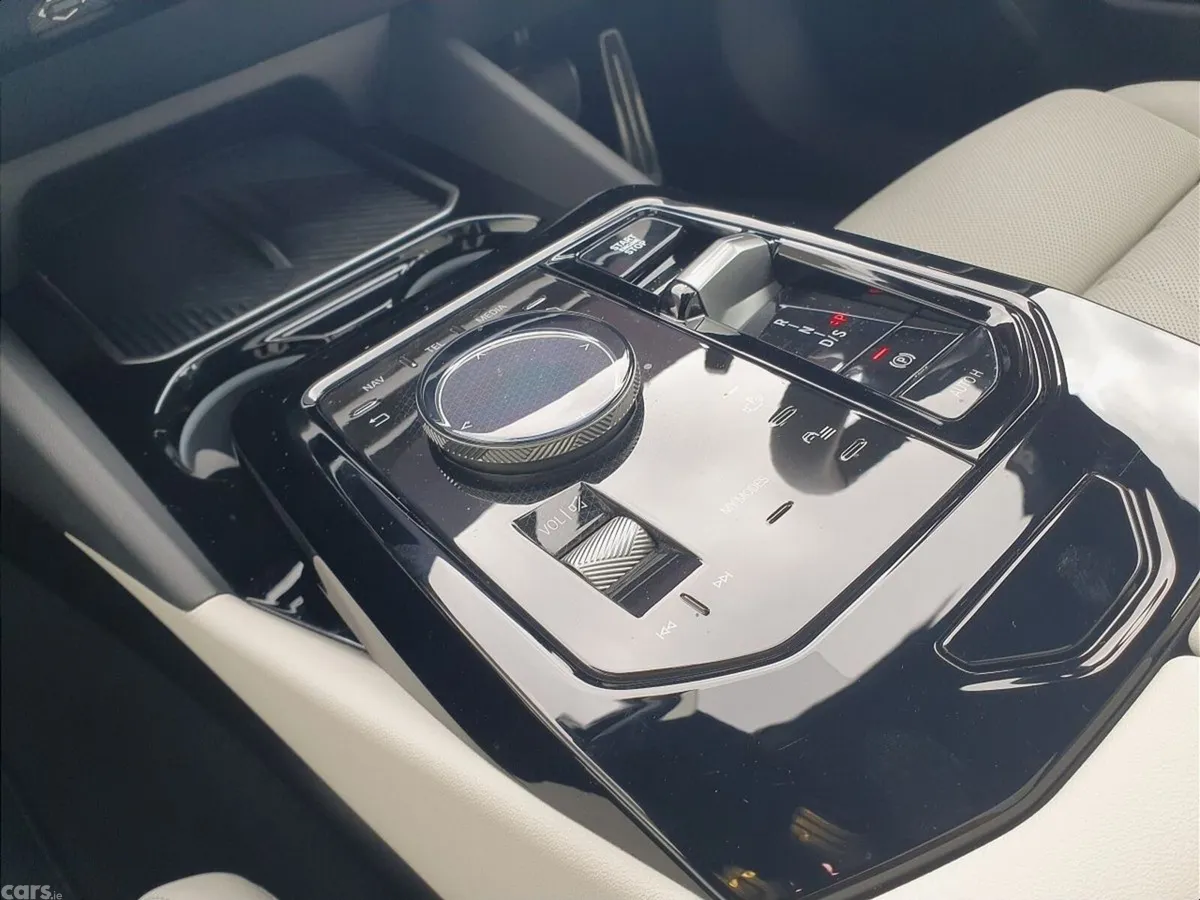 BMW 5-Series Saloon, Petrol Plug-in Hybrid, 2024, Grey