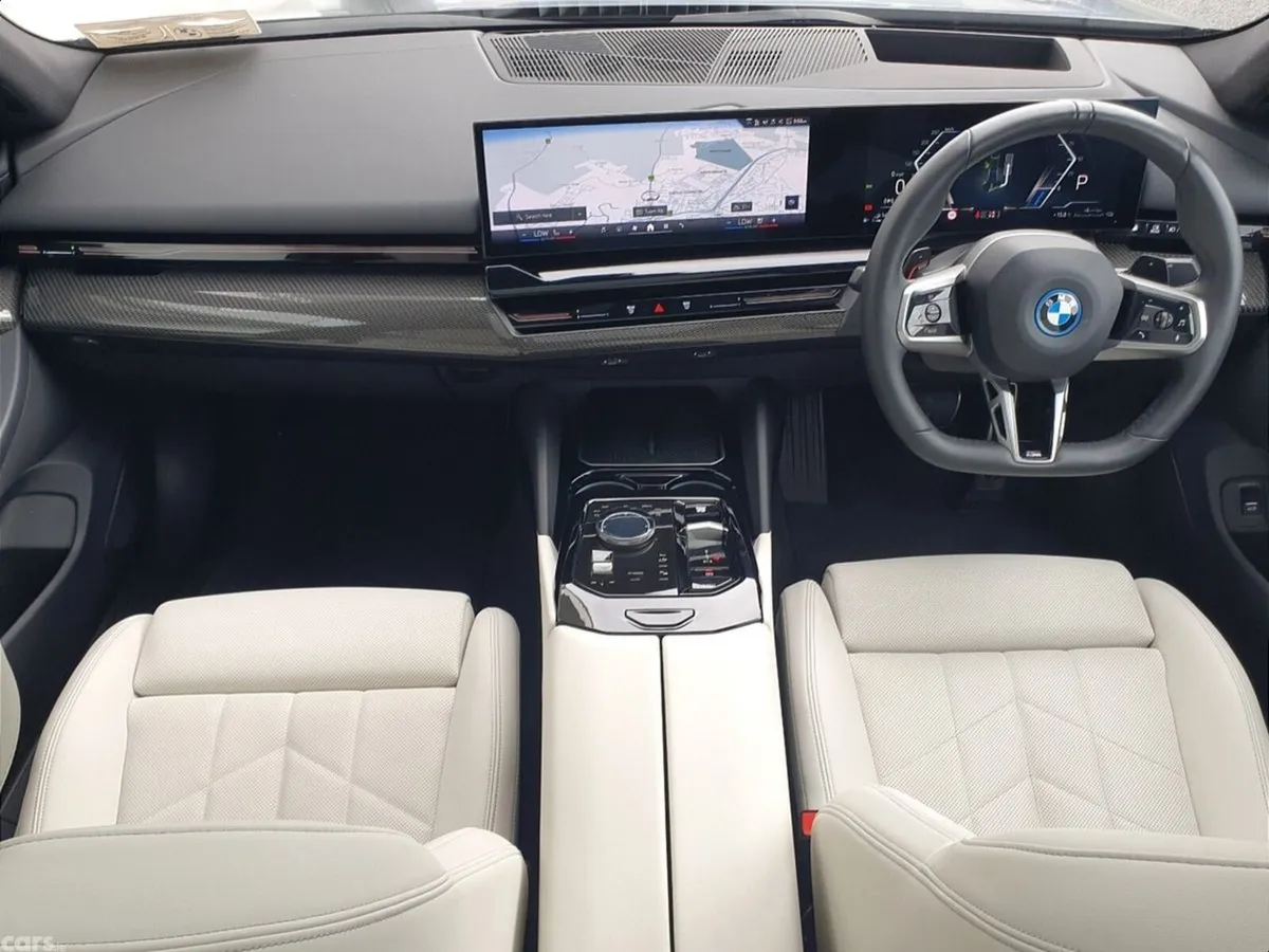 BMW 5-Series Saloon, Petrol Plug-in Hybrid, 2024, Grey