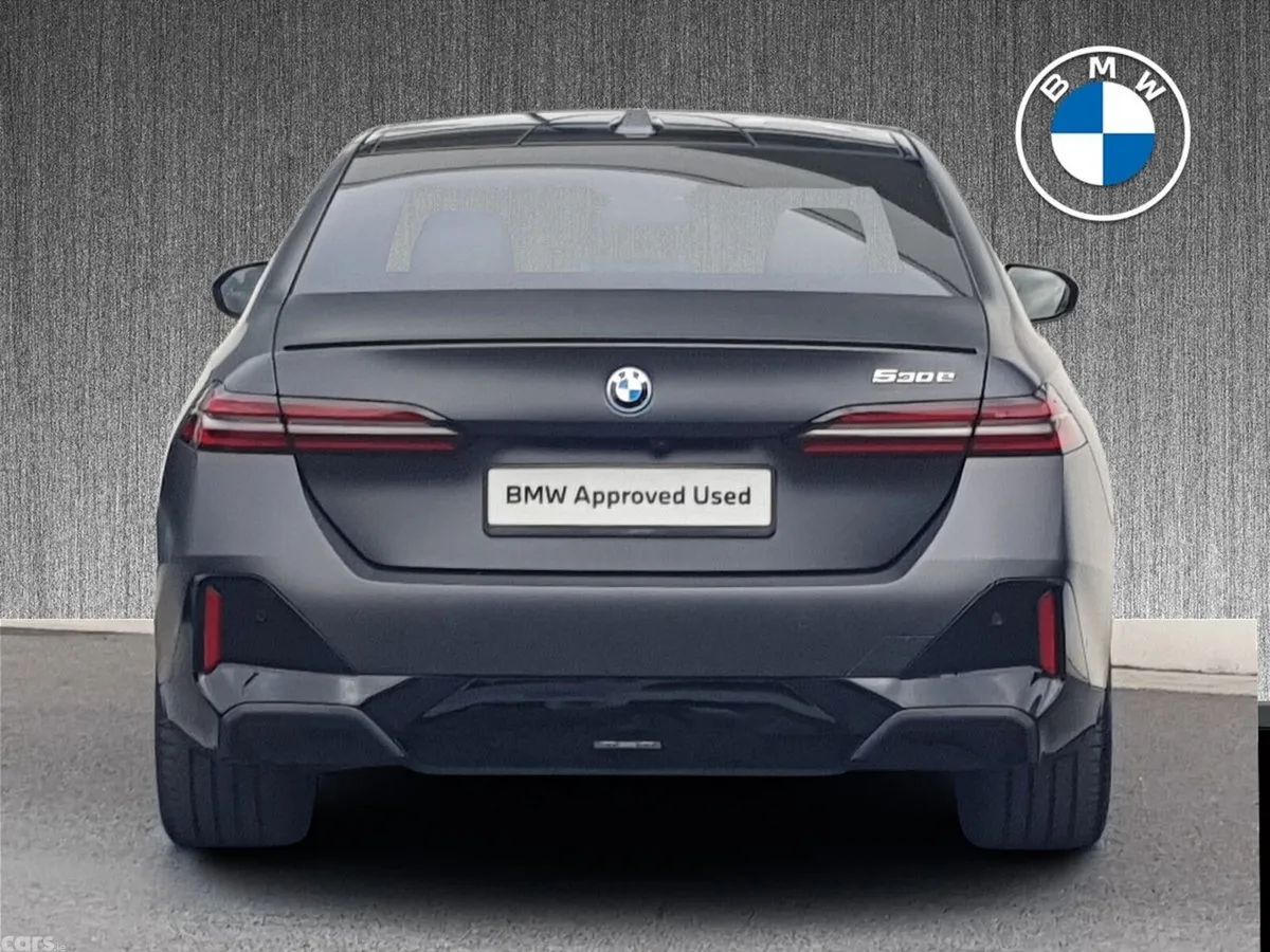 BMW 5-Series Saloon, Petrol Plug-in Hybrid, 2024, Grey