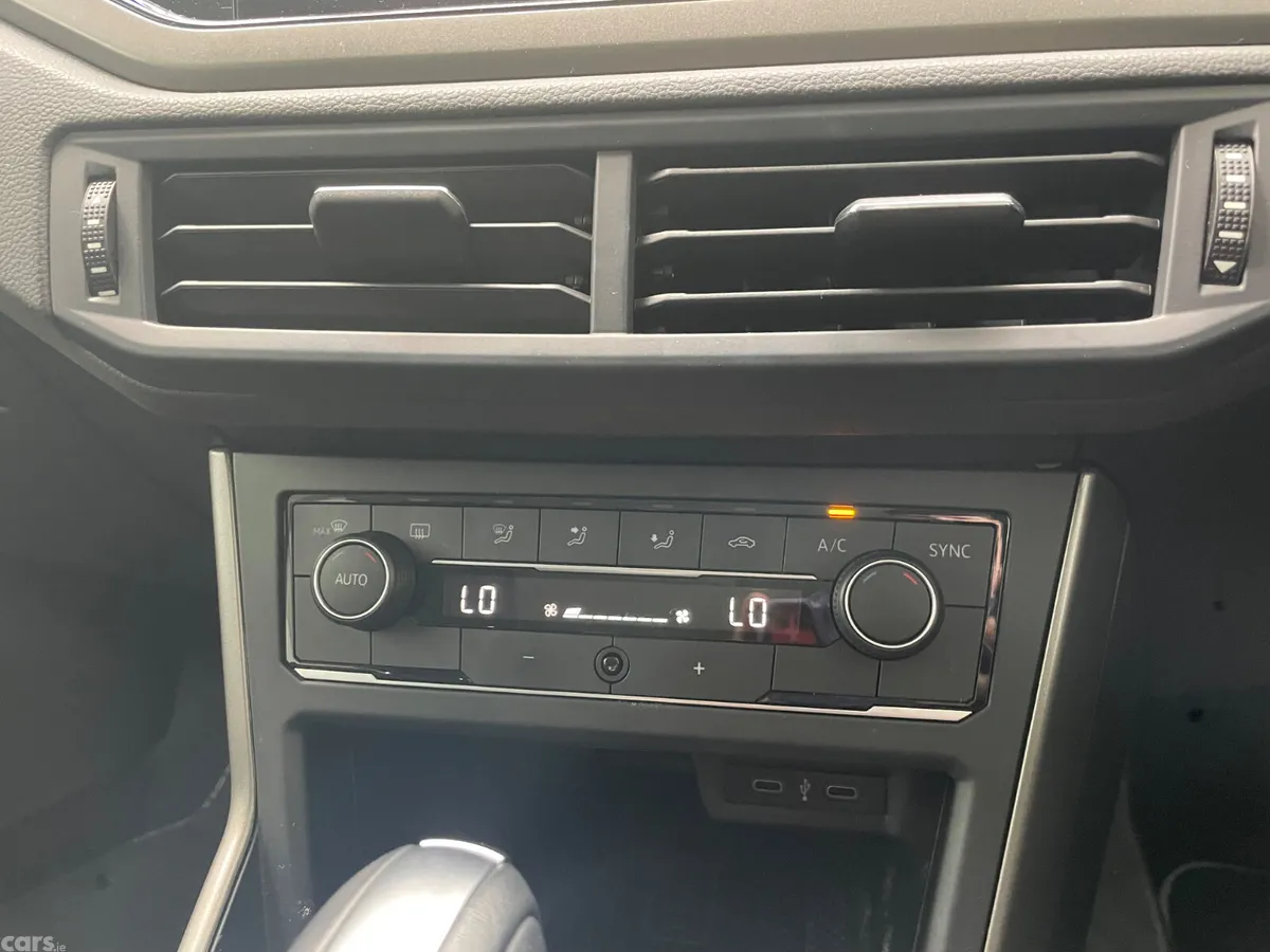 Volkswagen Polo Hatchback, Diesel, 2021, White