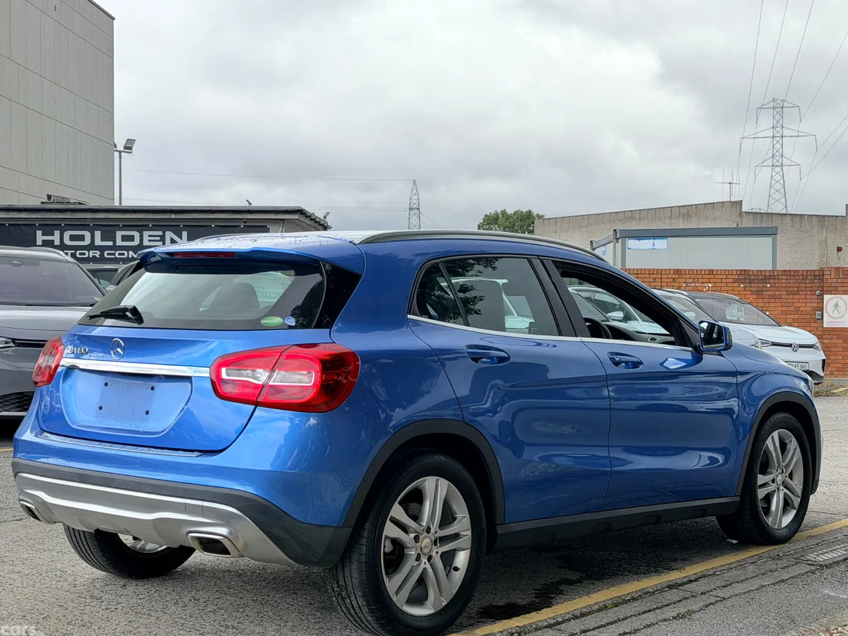Mercedes-Benz GLA Hatchback, Petrol, 2016, Blue