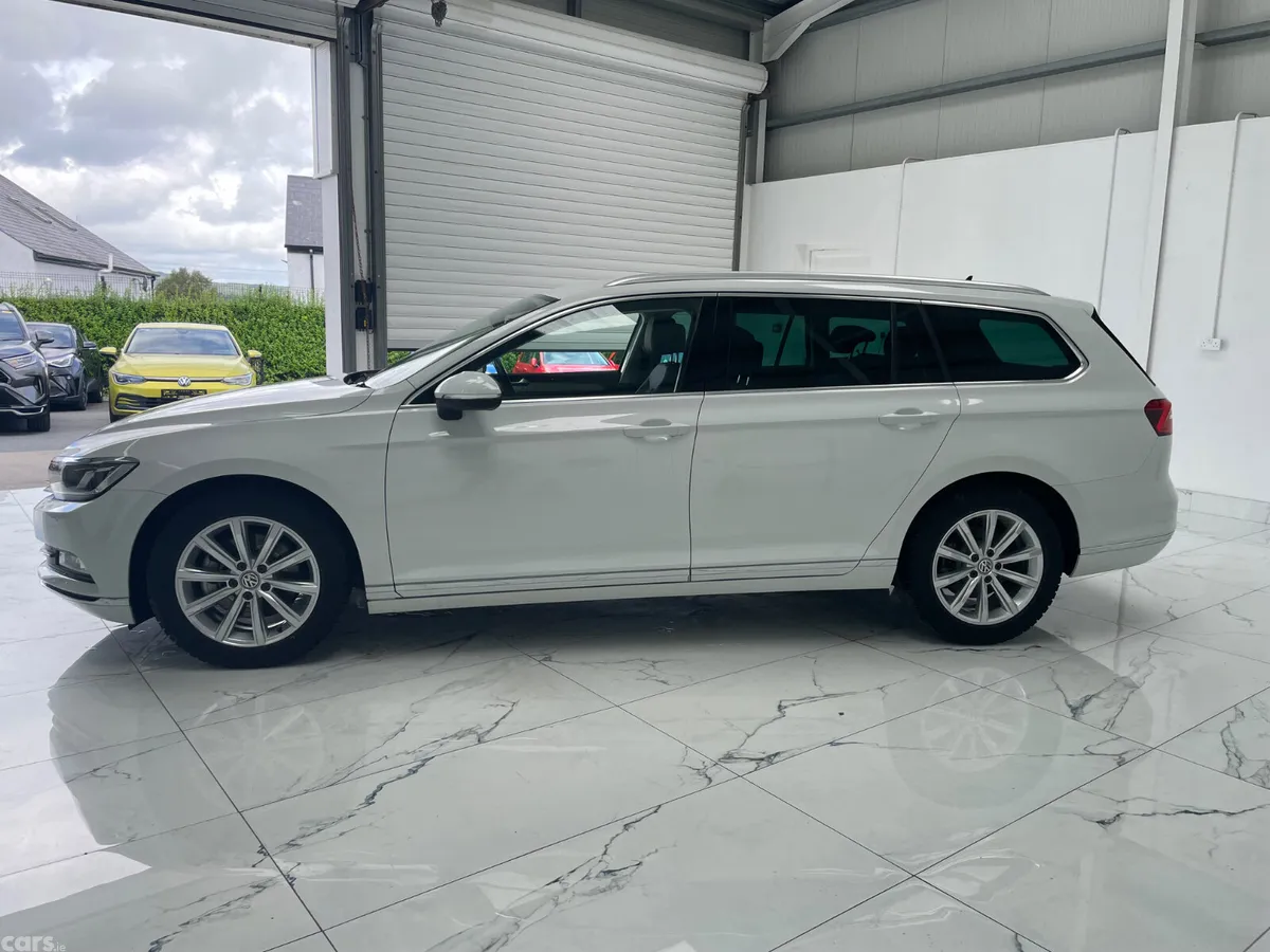 Volkswagen Passat Estate, Diesel, 2019, White