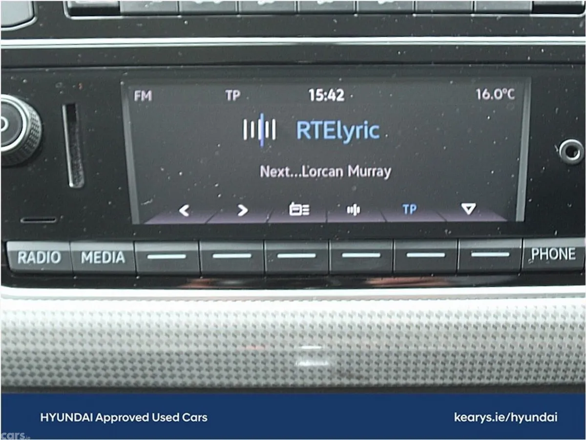 Volkswagen e-up! Hatchback, Electric, 2023, White