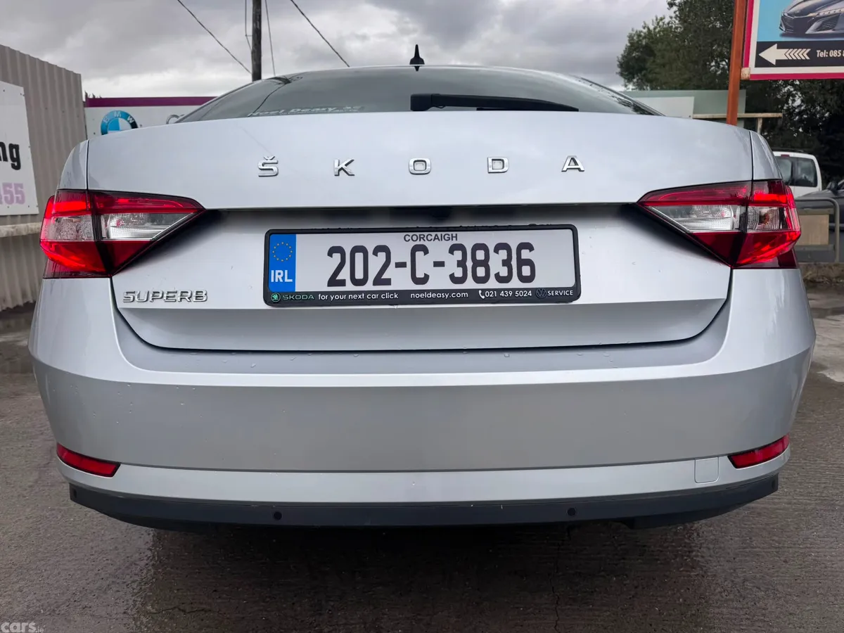 Skoda Superb Saloon, Diesel, 2020, Grey